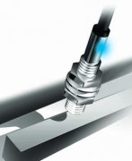 <b>非接觸式傳感器技術：確保可靠且無磨損的位置檢測</b>